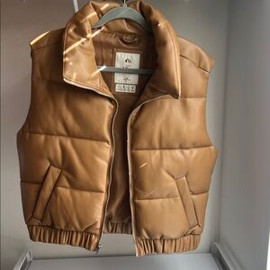 Abercrombie & Fitch Tan Puffer Vest